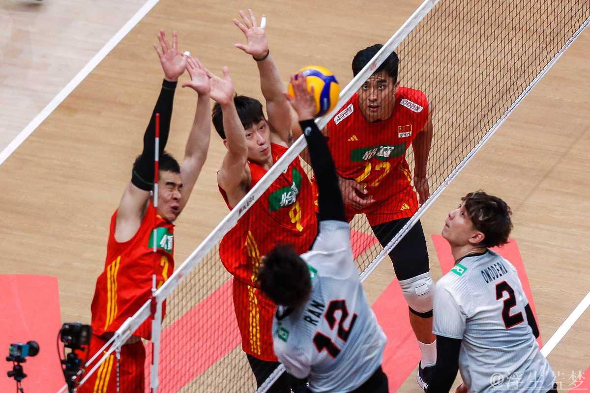 中国男排在世界男排联赛首战惜败日本 中国男排在世界男排联赛首战惜败日本