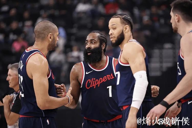 哈登26+11助快船翻盘热火重返第6 活塞惊险击败尼克斯